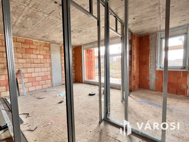 Prémium tetőteraszos lakás – tökéletes panoráma és komfort